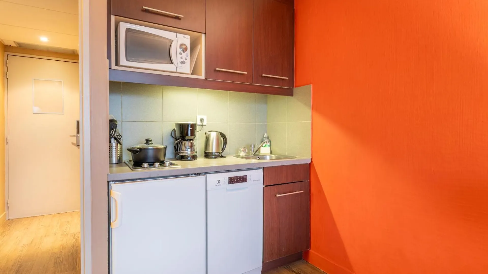 Comfort Aparthotel Marseille Prado צרפת