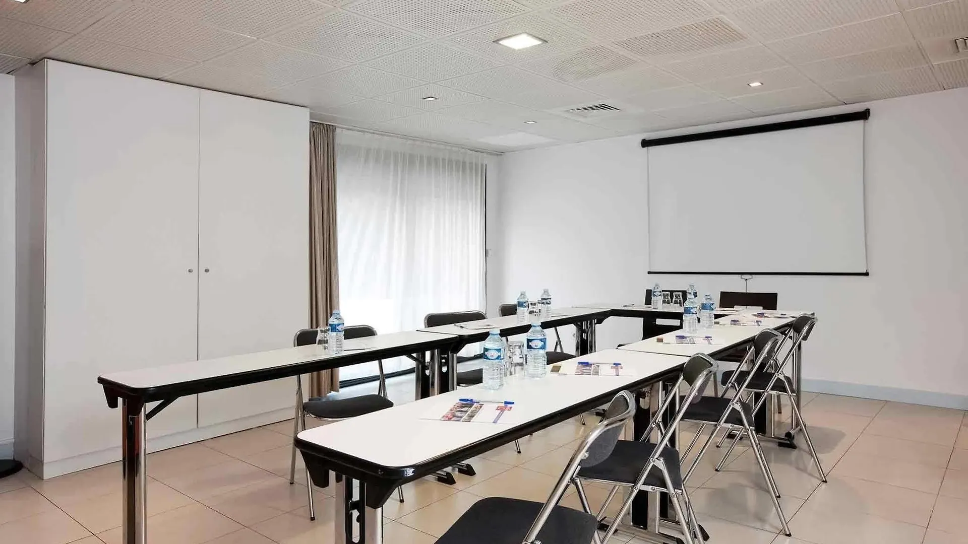 *** Hotel Comfort Aparthotel Marseille Prado France