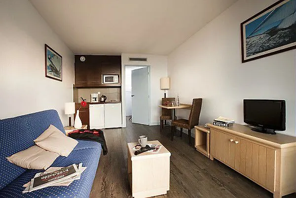 Comfort Aparthotel Marseille Prado Отель