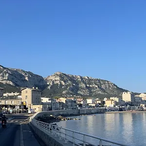 Hostel Balaena Hebergement, Marseilles