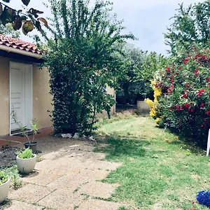 Pensión Hameau Des Cedres Francia